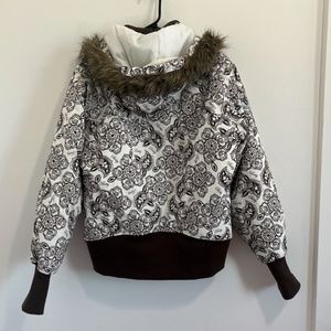 Betty Rides Women's Snowboarding Jacket